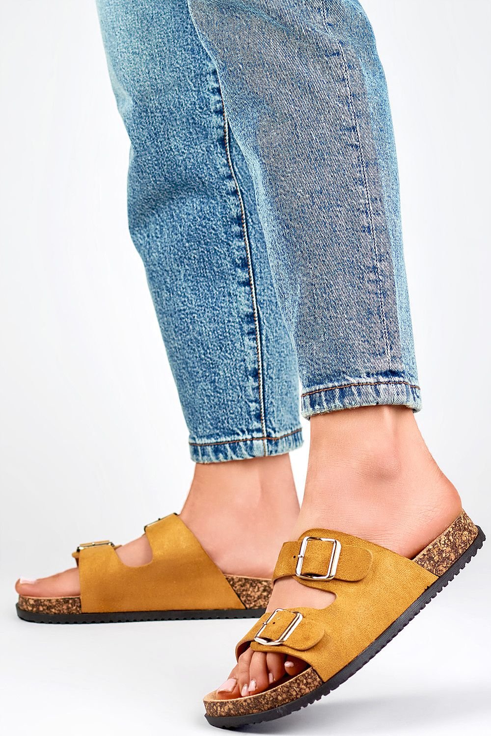 Flip-flops model 197984